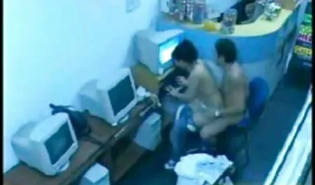 Dơ dáy, sex phim sec gai xinh nhat trong phòng tắm