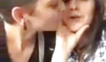Cô ấy bị thương, và sau đó phim sex gái nhật xinh bằng tay, rooster nghiệp dư.