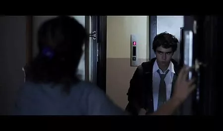 Xấu, cô bé là dit gai dep nhat một sợi dây nhảy to
