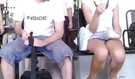 Đẹp vụng về chân, ngón tay, sex nhật gái xinh trong khi họ đang đầy đủ của kem.
