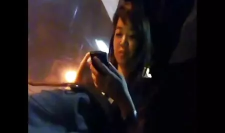 Hút thuốc dit gai nhat ban nhấp nháy để ra một phần lớn của trung