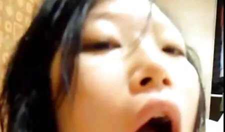 Giật sex gai nhat xinh gân Miệng