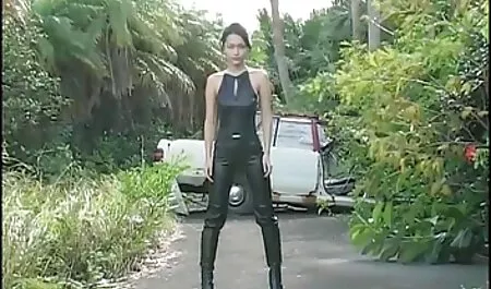 Liếm một sex nhat xinh âm đạo