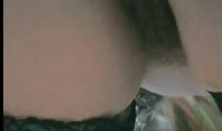 Thủ dâm ổ đĩa các chàng điên dit nhau voi gai nhat rồ di chuyển.